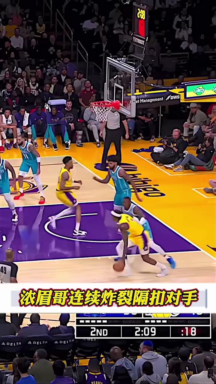 浓眉哥险胜雄鹿,复出首战轰40分关键表现点燃全场!